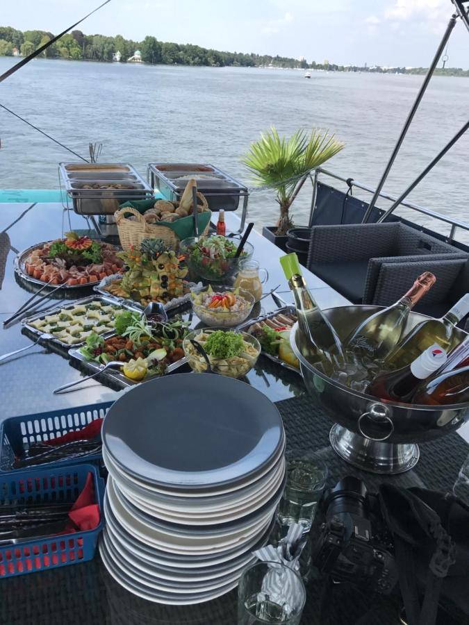 Hausboot Deluxe Otel Berlin Dış mekan fotoğraf