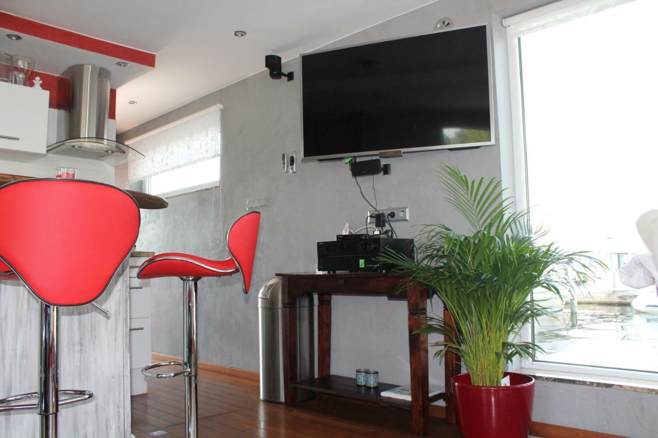 Hausboot Deluxe Otel Berlin Dış mekan fotoğraf