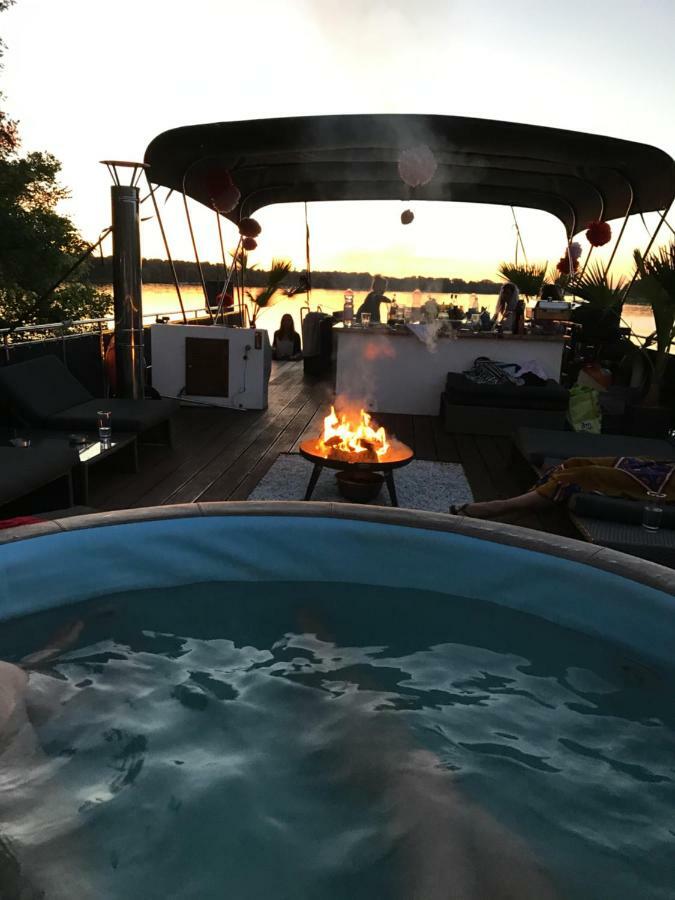 Hausboot Deluxe Otel Berlin Dış mekan fotoğraf